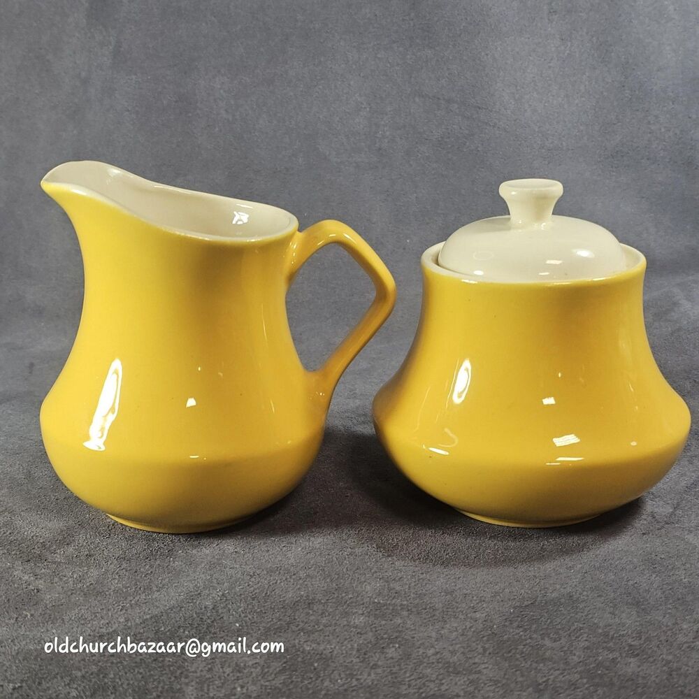 Mikasa Daybreak Yellow Ceramic Creamer & Lidded Sugar Bowl Set Kitchen Decor
